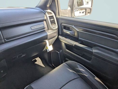 Used 2026 RAM 2500 Laramie AWD/4WD image 16