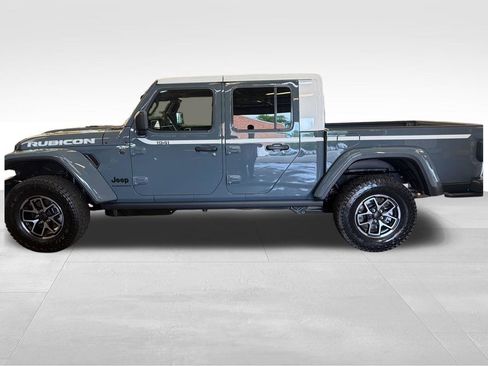 New 2026 Jeep Gladiator Rubicon w/ Whitecap Package AWD/4WD image 2