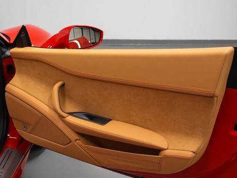 Certified 2012 Ferrari 458 Spider RWD image 28