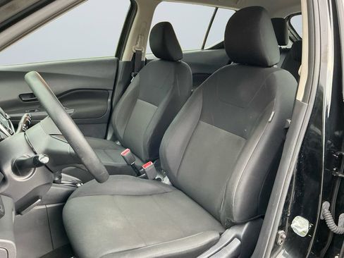 Used 2024 Nissan Kicks S FWD image 10