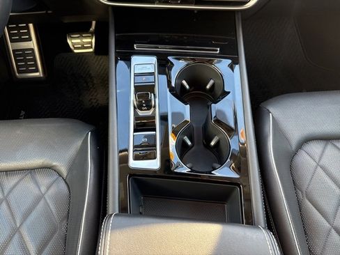 Used 2024 Volkswagen Atlas SEL Premium R-Line image 22