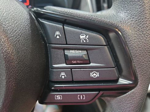 Used 2025 Subaru Crosstrek 2.5i Premium AWD/4WD image 35