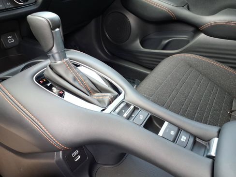 Used 2024 Honda HR-V Sport image 20