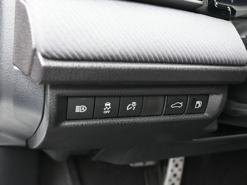 Used 2026 Toyota Camry SE FWD image 15