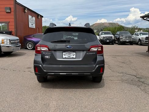 Used 2019 Subaru Outback 2.5i Premium AWD/4WD image 4
