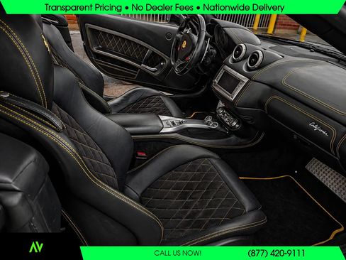 Used 2013 Ferrari California RWD image 9