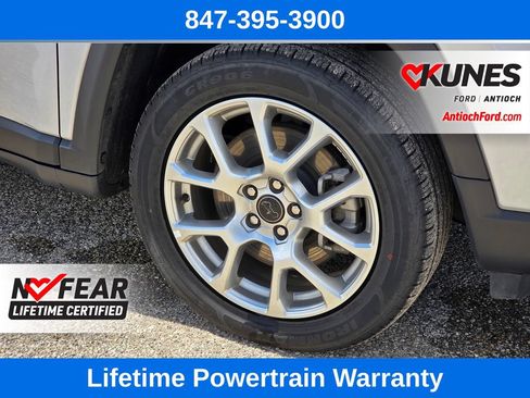 Used 2025 Jeep Compass Limited AWD/4WD image 9