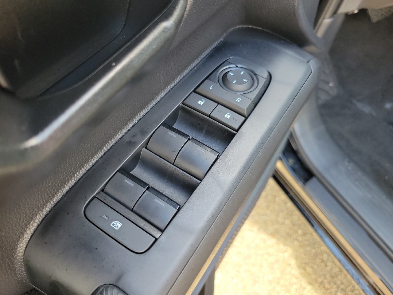 Used 2026 Toyota Tacoma SR5 RWD image 13