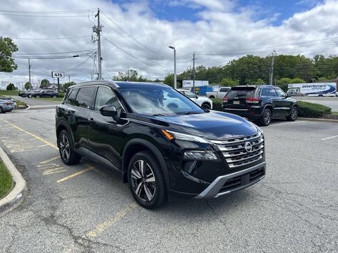 Certified 2025 Nissan Rogue SL AWD/4WD image 2