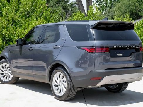 New 2026 Land Rover Discovery S AWD/4WD image 12