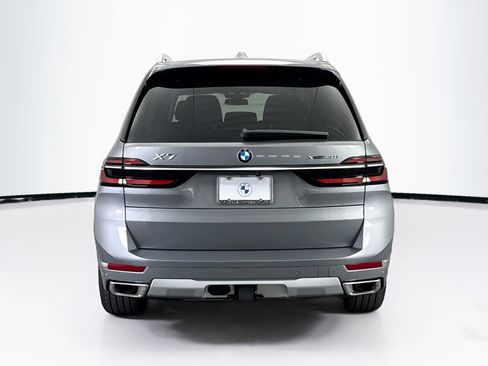 New 2026 BMW X7 xDrive40i w/ Premium Package image 6