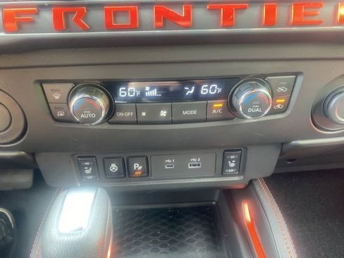 Used 2025 Nissan Frontier Pro-X w/ Pro Premium Package image 27