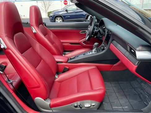 Used 2018 Porsche 911 Carrera 4 GTS AWD/4WD image 40