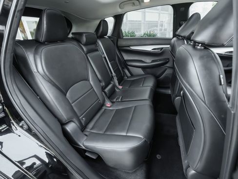 Used 2019 INFINITI QX50 Luxe w/ Navigation Package image 35