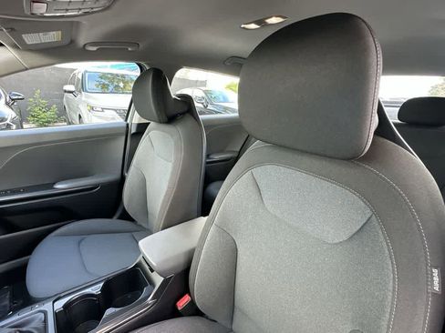 Certified 2025 Kia K4 FWD image 15