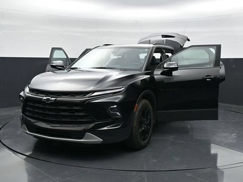 Used 2023 Chevrolet Blazer LT w/ Midnight/Sport Edition AWD/4WD image 44