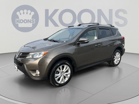 Used 2015 Toyota RAV4 Limited AWD/4WD image 1