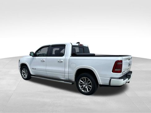 Used 2019 RAM 1500 Laramie w/ Sport Appearance Package AWD/4WD image 8