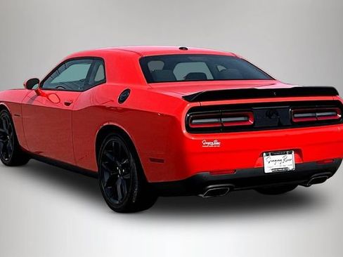 Used 2022 Dodge Challenger R/T w/ Blacktop Package RWD image 4