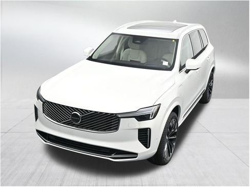 New 2026 Volvo XC90 T8 Ultra w/ Protection Package Premier AWD/4WD image 21