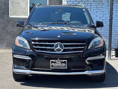 Used 2015 Mercedes-Benz ML 63 AMG 4MATIC w/ AMG Performance Package image 2