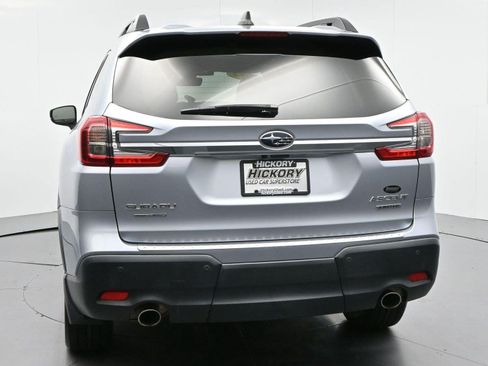 Used 2024 Subaru Ascent Limited w/ Technology Package AWD/4WD image 6