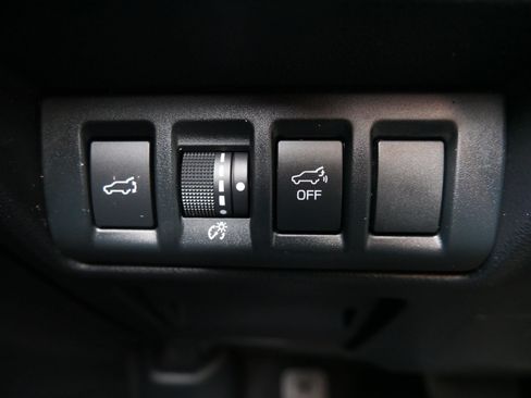 Used 2022 Subaru Outback Limited AWD/4WD image 30