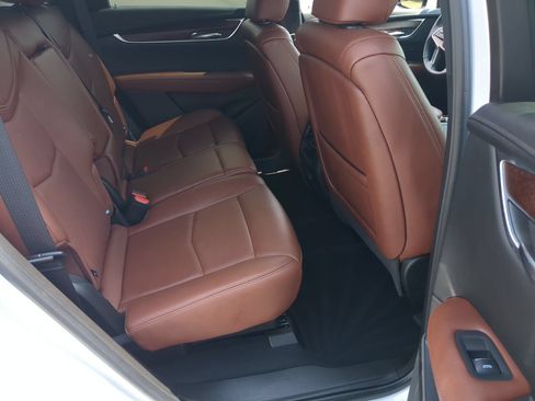 Certified 2021 Cadillac XT5 Premium Luxury AWD/4WD image 25