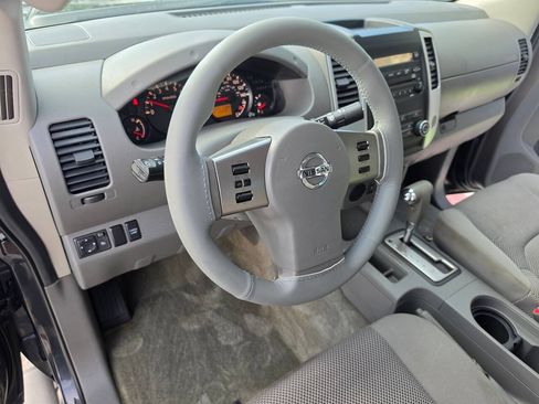 Used 2012 Nissan Frontier SV w/ SV Premium Utility Pkg RWD image 33