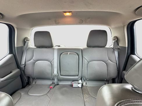 Used 2013 Nissan Frontier SL w/ Moonroof Pkg RWD image 27