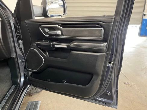 Used 2021 RAM 1500 Laramie w/ Sport Appearance Package AWD/4WD image 12