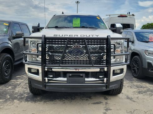 Used 2019 Ford F250 Lariat w/ Chrome Package AWD/4WD image 2