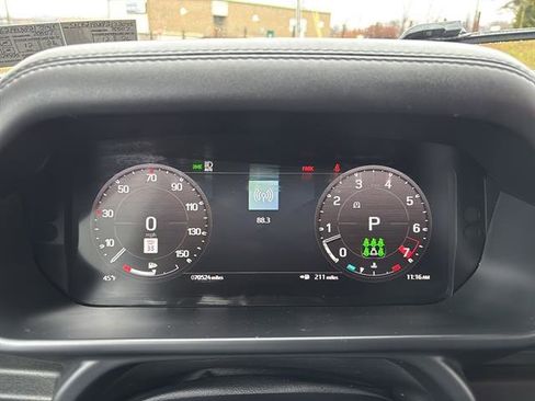 Used 2023 Land Rover Defender 130 X-Dynamic SE image 27