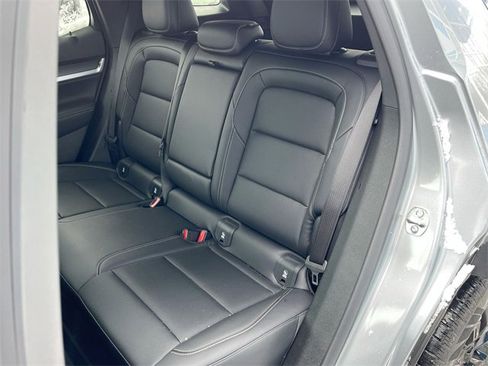 Used 2026 GMC Terrain Elevation w/ Elevation Premium Package image 23