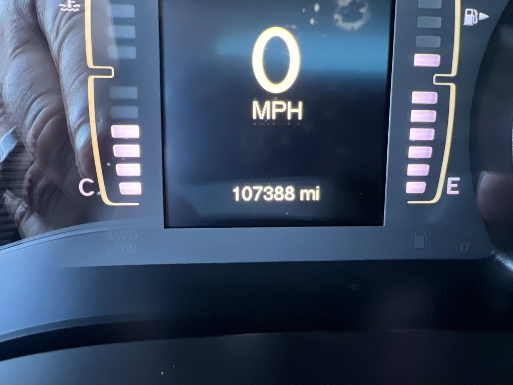 Used 2018 Jeep Cherokee Latitude Plus w/ Comfort/Convenience Group AWD/4WD image 61