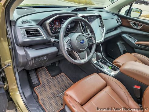 Used 2023 Subaru Ascent Touring AWD/4WD image 9