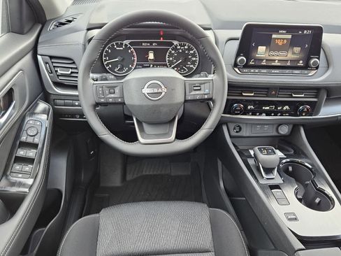 New 2026 Nissan Rogue SV image 5