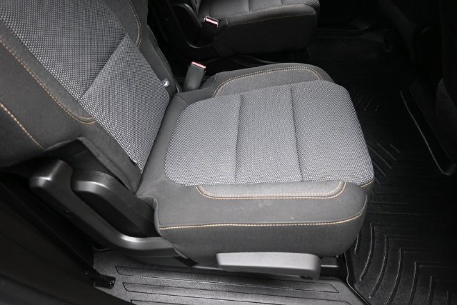 Used 2018 Chevrolet Traverse LT FWD image 30