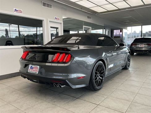 Used 2017 Ford Mustang GT Premium w/ GT Performance Package RWD image 5