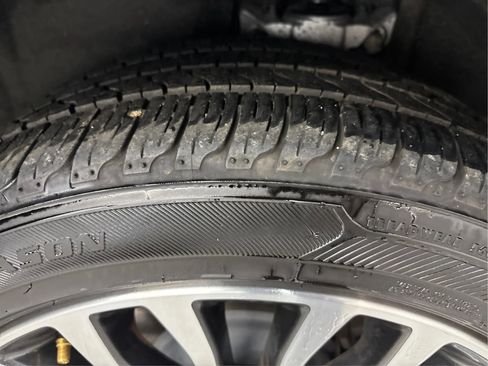 Used 2018 Ford Fusion SE w/ Fusion SE Technology Package image 32