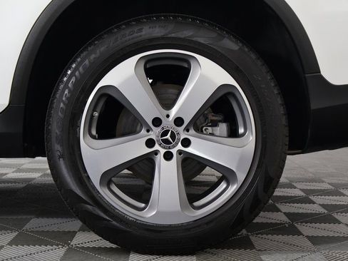 Certified 2022 Mercedes-Benz GLC 300 image 16
