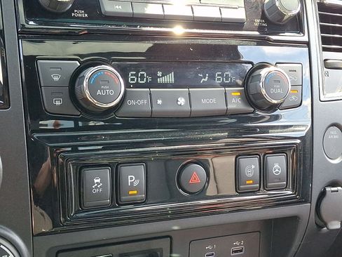 Certified 2024 Nissan Titan PRO-4X w/ Pro-4x Convenience Package AWD/4WD image 16