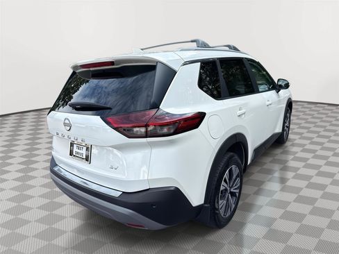 Used 2023 Nissan Rogue SV w/ SV Premium Package FWD image 6