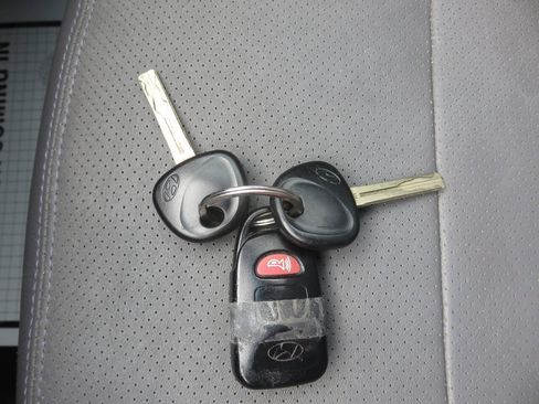 Used 2011 Hyundai Sonata GLS w/ Popular Equipment Pkg 2 FWD image 34