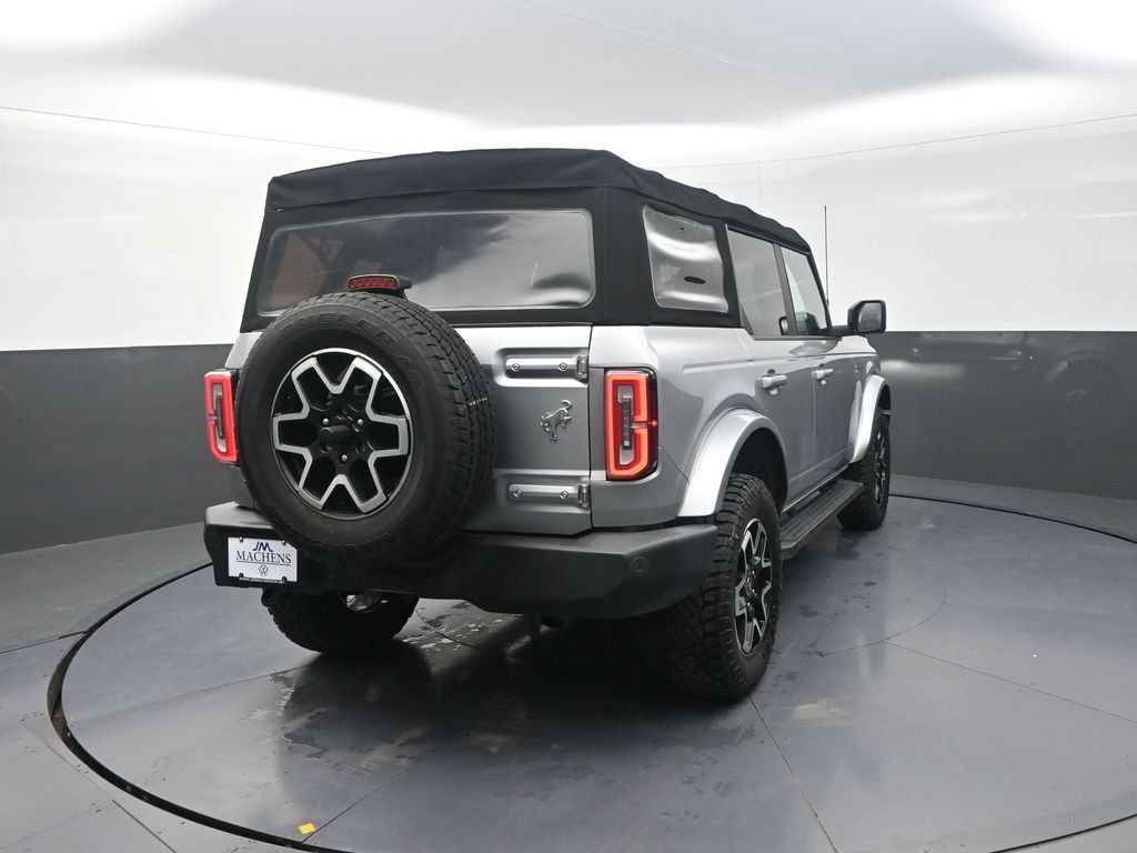 Used 2021 Ford Bronco Outer Banks AWD/4WD image 10