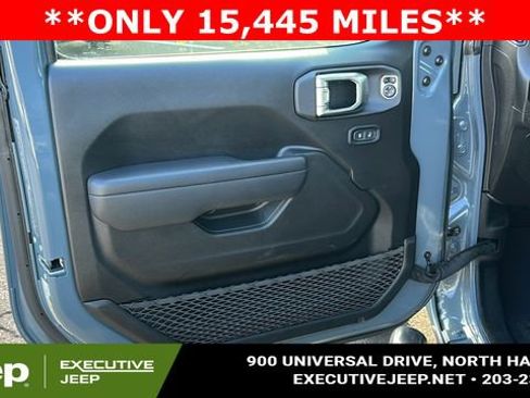 Used 2024 Jeep Wrangler Sport S image 8