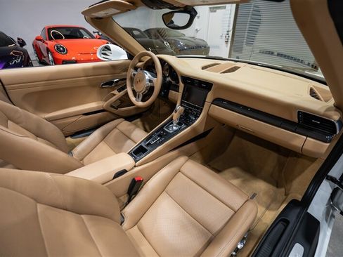 Used 2013 Porsche 911 Carrera RWD image 32