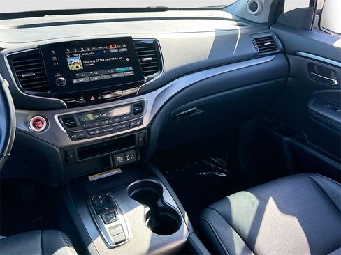 Used 2022 Honda Pilot Special Edition image 23