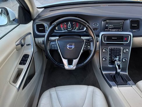 Used 2015 Volvo S60 T5 Premier Plus image 13