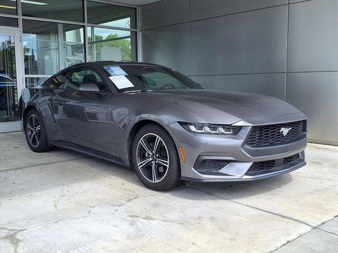 Used 2024 Ford Mustang Coupe image 1